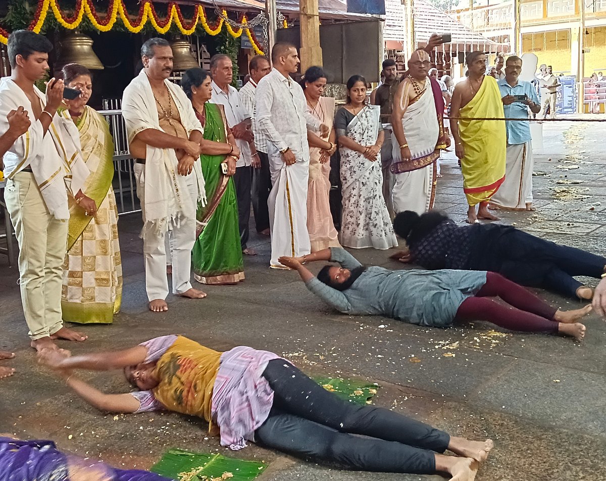 ಕುಕ್ಕೆ ಸುಬ್ರಹ್ಮಣ್ಯ ಚಂಪಾ ಷಷ್ಠಿ ಜಾತ್ರಾ ಮಹೋತ್ಸವ: 110 ಭಕ್ತರಿಂದ ಎಡೆ ಸ್ನಾನ