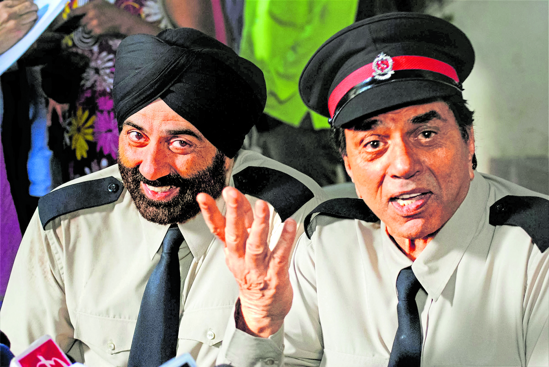 ಪುತ್ರ ಸನ್ನಿ ಜೊತೆ