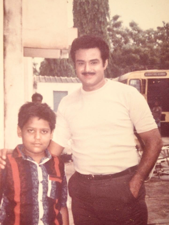 ಬಾಲಯ್ಯ ಪಕ್ಕದಲ್ಲಿ ನಿಂತುಕೊಂಡಿದ್ದ ಈ ಬಾಲಕ ಇಂದು ಕನ್ನಡದ ಜನಪ್ರಿಯ ನಿರೂಪಕ