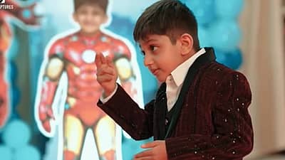 ವಿಶೇಷ ಎಂದರೆ ಸ್ಪೈಡರ್‌ಮ್ಯಾನ್‌ ಥೀಮ್‌ನಲ್ಲಿ ರಾಯನ್‌ ರಾಜ್‌ ಹುಟ್ಟುಹಬ್ಬವನ್ನು ಆಚರಿಸಲಾಗಿದೆ.