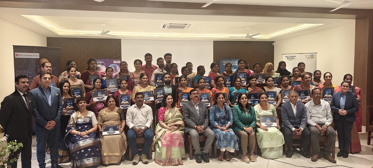 ಮಡಿಕೇರಿ: 50 ಮಂದಿ ಶಿಕ್ಷಕರಿಗೆ ಗೌರವ