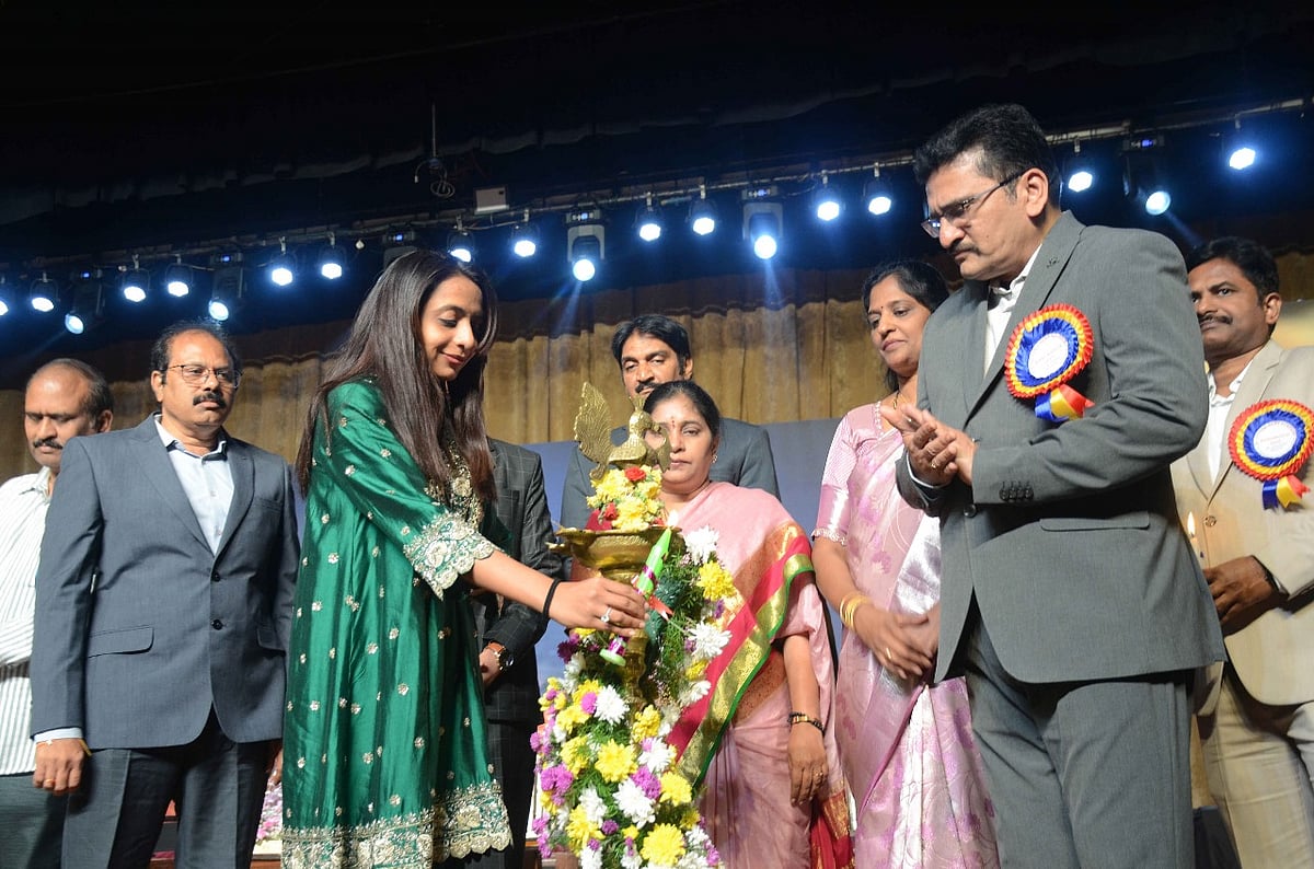 ನಾರಾಯಣ ಗ್ರೂಪ್ ವತಿಯಿಂದ: ನೀಟ್ ಸಾಧಕರಿಗೆ ಗೌರವ