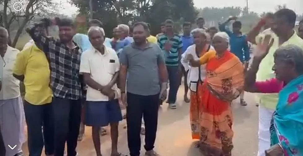 ದಾಬಸ್ ಪೇಟೆ: ವೃಷಭಾವತಿ ನೀರಿನ ಪೈಪ್‌ಲೈನ್ ವಿರೋಧಿಸಿ ಪ್ರತಿಭಟನೆ