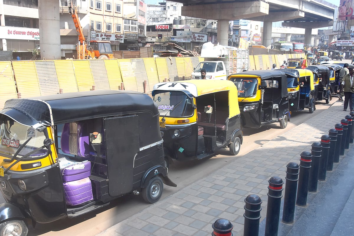 ಕಾರ್ಯಗತವಾಗದ ಡಿಜಿಟಲ್ ಮೀಟರ್ ಅಳವಡಿಕೆ ಯೋಜನೆ: ಆಟೊ ಅಟಾಟೋಪಕ್ಕಿಲ್ಲ ಕಡಿವಾಣ