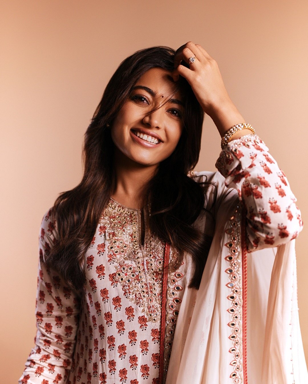 PHOTOS | ದೇಶಿ ಉಡುಗೆಯಲ್ಲಿ ಕಂಗೊಳಿಸಿದ ‘ಕಿರಿಕ್’ ಬೆಡಗಿ ರಶ್ಮಿಕಾ ಮಂದಣ್ಣ