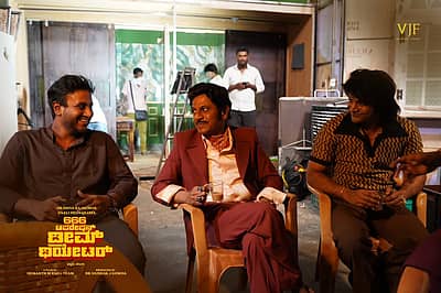 ಹ್ಯಾಟ್ರಿಕ್ ಹೀರೊ ಶಿವರಾಜ್‌ ಕುಮಾರ್ ಹಾಗೂ ಡಾಲಿ ಧನಂಜಯ ಹೊಸ ಲುಕ್‌ಗೆ ಅಭಿಮಾನಿಗಳು ಫಿದಾ ಆಗಿದ್ದಾರೆ.