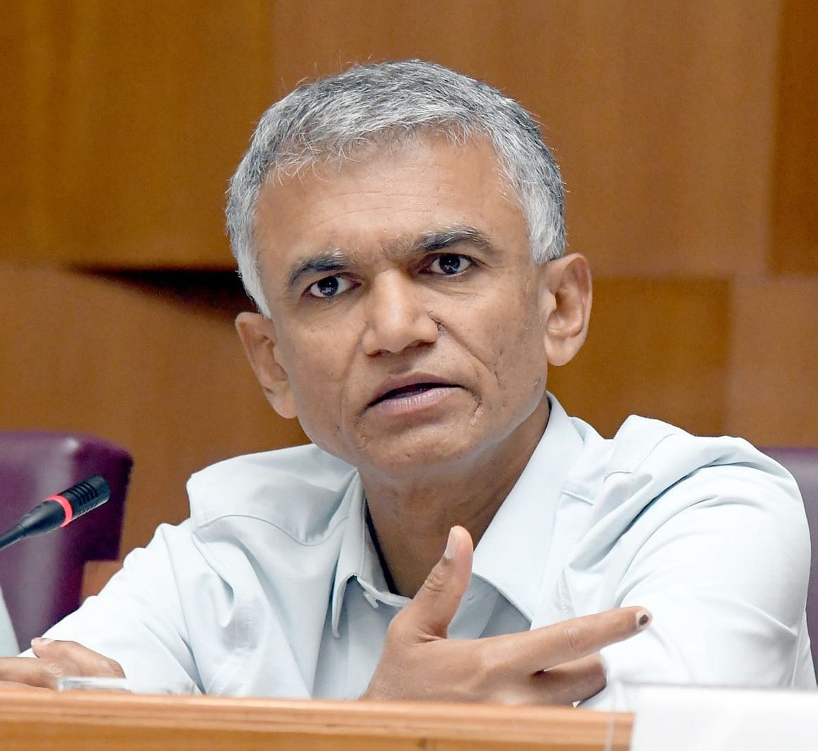 3 ತಿಂಗಳಲ್ಲಿ ವಿಎಒ, ಆರ್‌ಐಗಳಿಗೆ ಲ್ಯಾಪ್‌ಟಾಪ್: ಕಂದಾಯ ಸಚಿವ ಕೃಷ್ಣ ಬೈರೇಗೌಡ