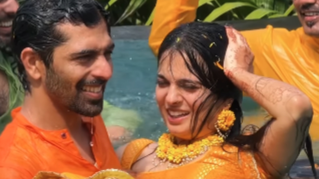 ಕಿರಣ್ ರಾಜ್ ಹಾಗೂ ಅನಯಾ ವಸುಧಾ ನವೆಂಬರ್ 30ರಂದು ಕಾಸರಗೋಡಿನ ನಾರಂಪಾಡಿ ದೇವಸ್ಥಾನದಲ್ಲಿ ಅದ್ಧೂರಿಯಾಗಿ ದಾಂಪತ್ಯ ಜೀವನಕ್ಕೆ ಕಾಲಿಡಲು ಸಜ್ಜಾಗಿದ್ದಾರೆ.