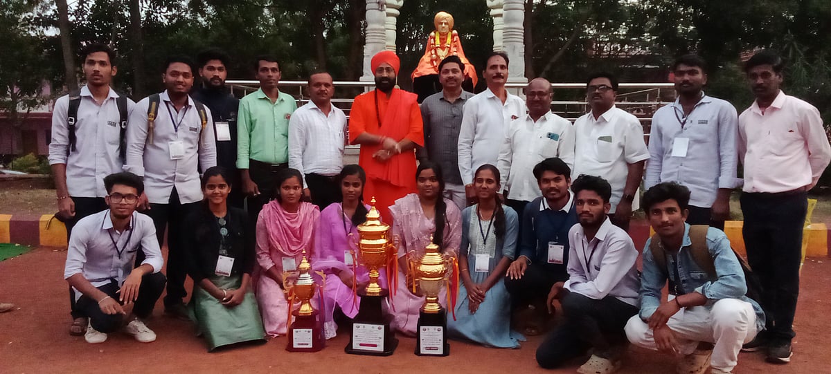 ಕಮತಗಿ | ಚೆಸ್ ತಾಳ್ಮೆ ಪರೀಕ್ಷಿಸುವ ಕ್ರೀಡೆ: ಹುಚ್ಚೇಶ್ವರ ಶ್ರೀ