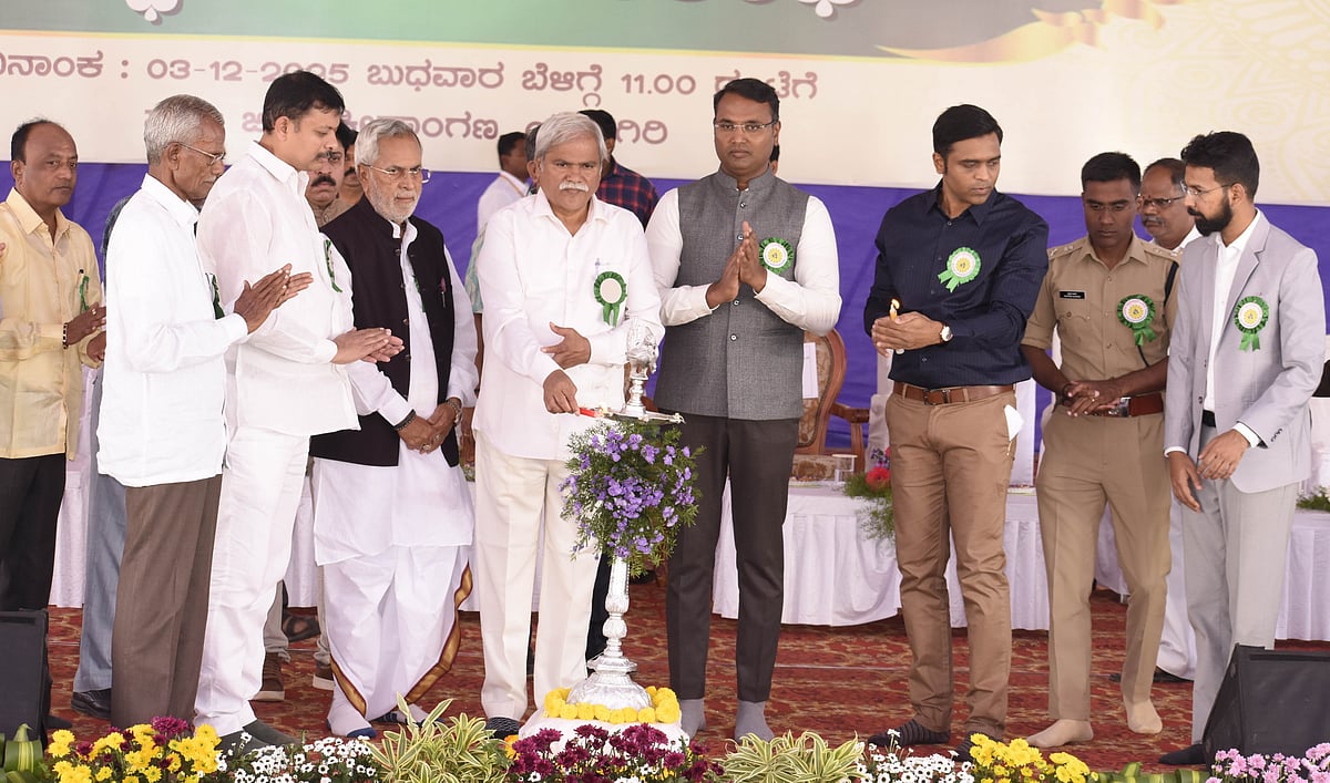 ಯುವಜನಾಂಗ ಸಾಂಸ್ಕೃತಿಕ ರಾಯಭಾರಿ: ಶರಣಬಸಪ್ಪ ದರ್ಶನಾಪುರ