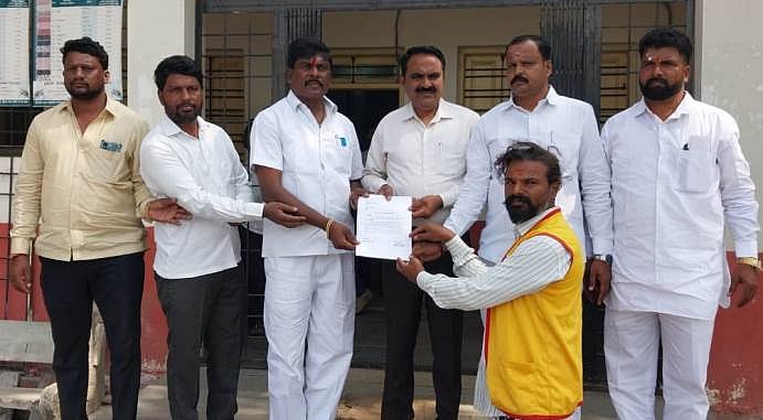 ಚಡಚಣ | ಸರ್ಕಾರಿ ಜಾಗ ಅತಿಕ್ರಮಣ: ತೆರವಿಗೆ ಆಗ್ರಹ