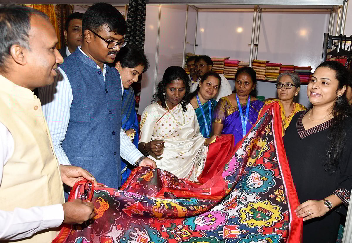 ಕರ್ನಾಟಕ ಚಿತ್ರಕಲಾ ಪರಿಷತ್ತಿನಲ್ಲಿ ಸಿಲ್ಕ್‌ ಮಾರ್ಕ್‌ ಎಕ್ಸ್‌ಪೊಗೆ ಚಾಲನೆ 