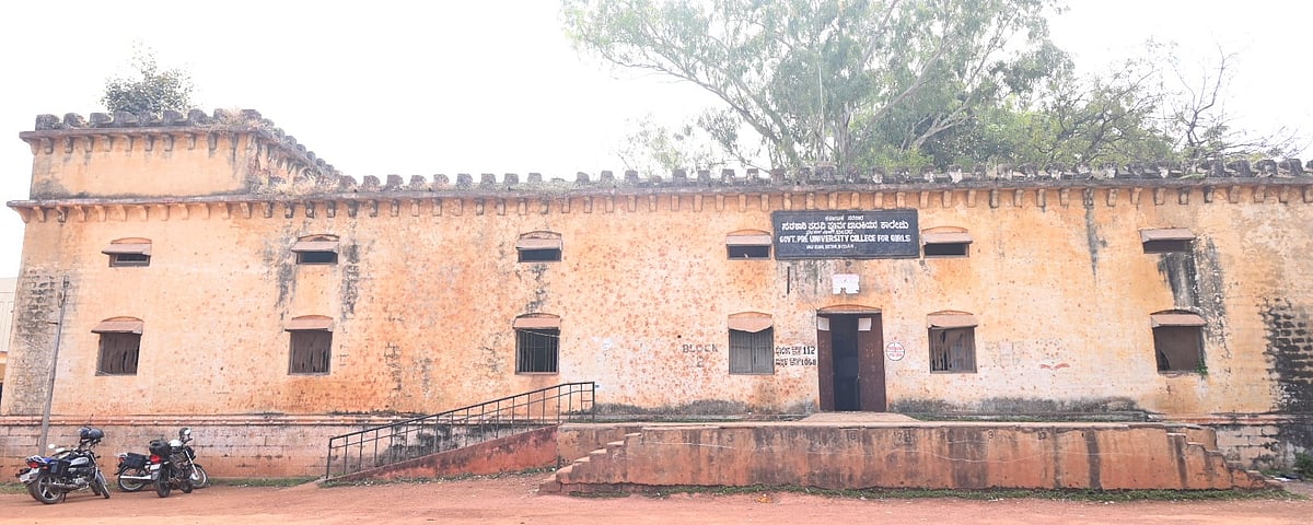 ಬೀದರ್‌ | ಅನುದಾನ ಮಂಜೂರಾದರೂ ಶುರುವಾಗದ ಕೆಲಸ