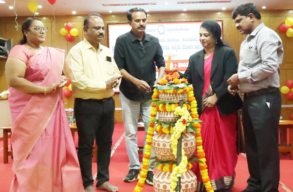 ತುಮಕೂರು | ಧರ್ಮ ಪ್ರಭಾವದಿಂದ ಬುಡಕಟ್ಟು ಸಂಸ್ಕೃತಿ ನಾಶ:  ಸಿ.ಜಿ.ಲಕ್ಷ್ಮೀಪತಿ 