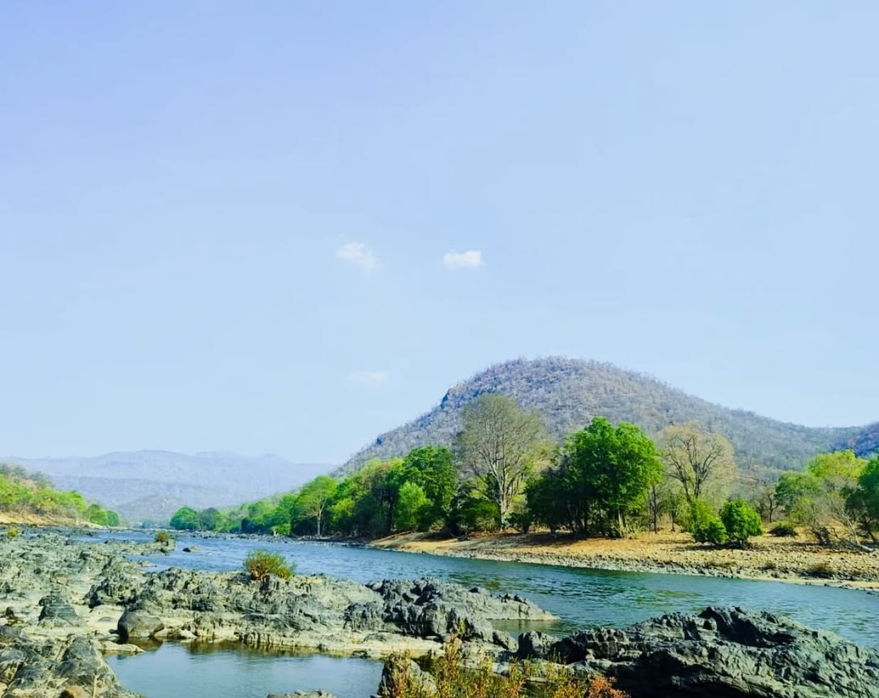 ದಬ್ಬಗುಳಿ– ಕಾವೇರಿ ನದಿ ತೀರ