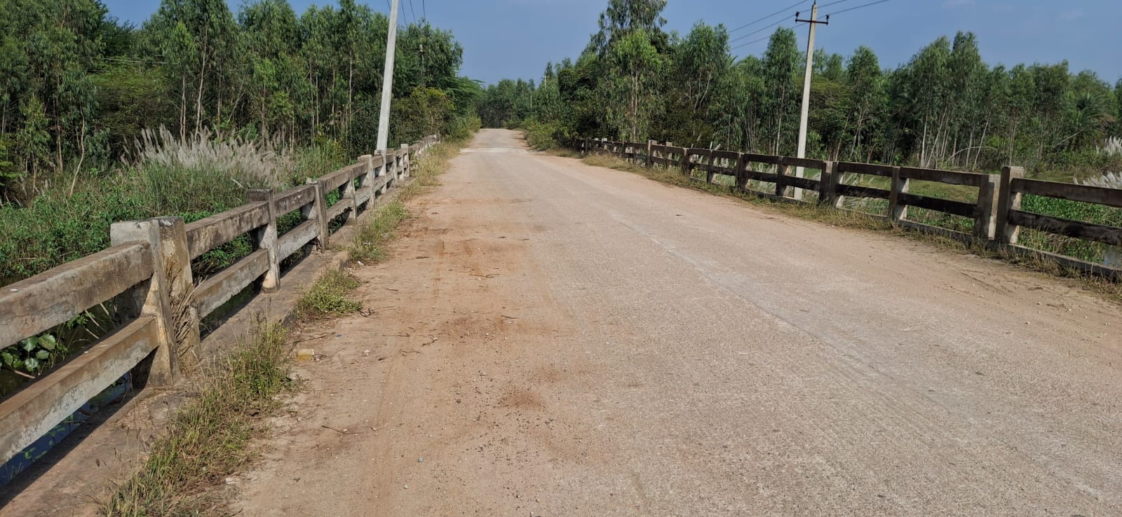 ಶಿಥಿಲಾವಸ್ಥೆಯ ಮಿಣಜೇನಹಳ್ಳಿ ಸಮೀಪದ ಸೇತುವೆ