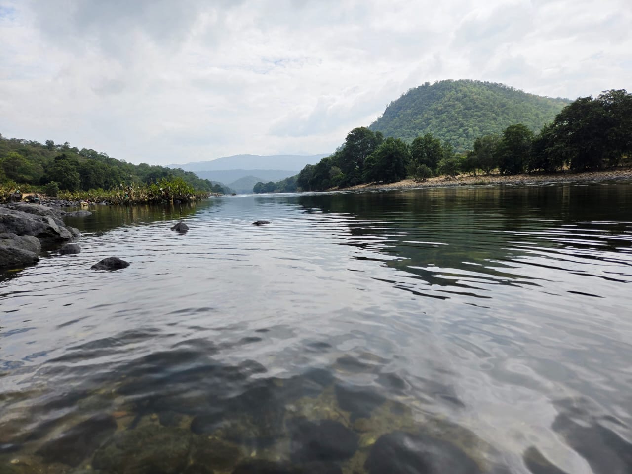 ದಬ್ಬಗುಳಿ– ಕಾವೇರಿ ನದಿ ತೀರ