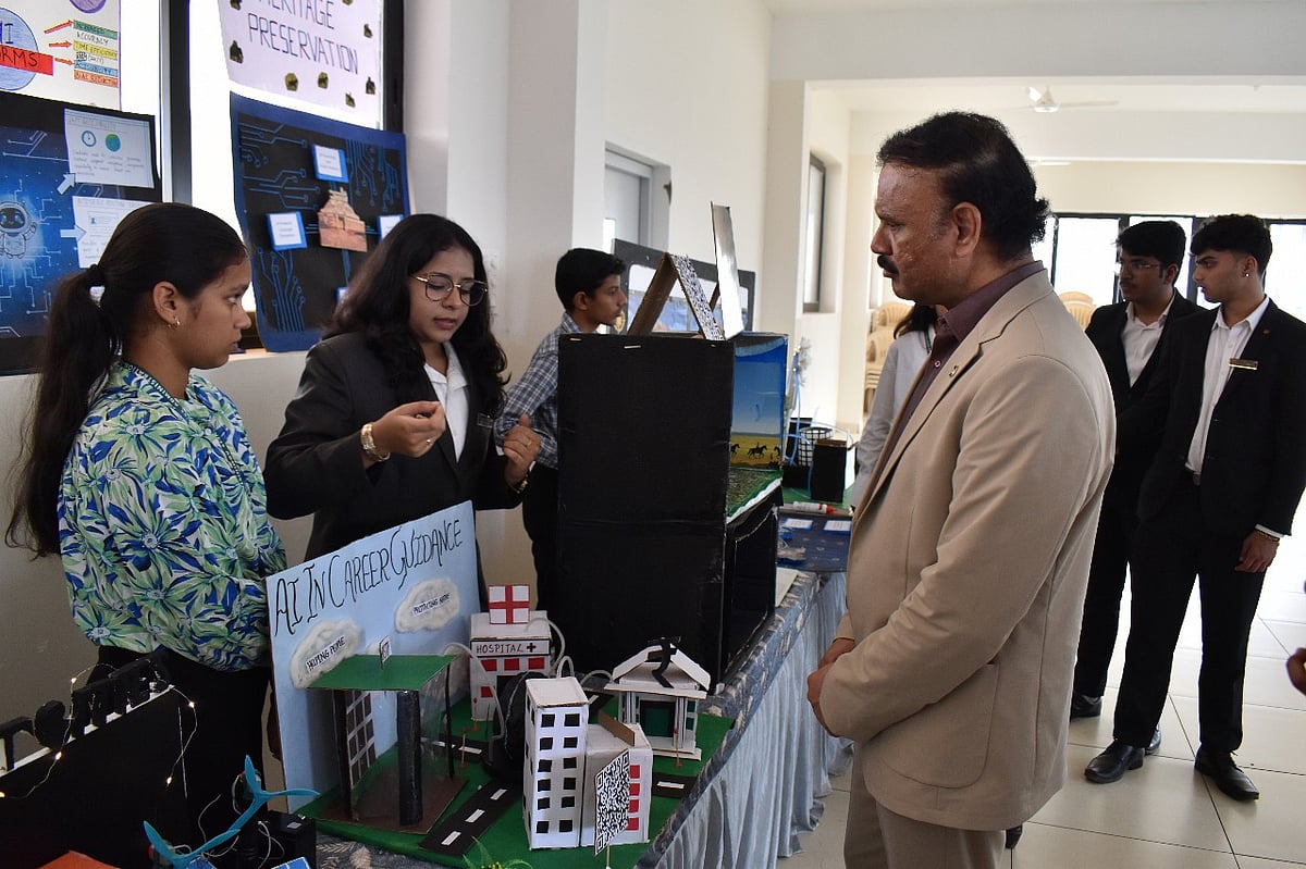 ಹುಬ್ಬಳ್ಳಿ: ಎಐ ಪರಿಕರಗಳ ಪ್ರದರ್ಶನ