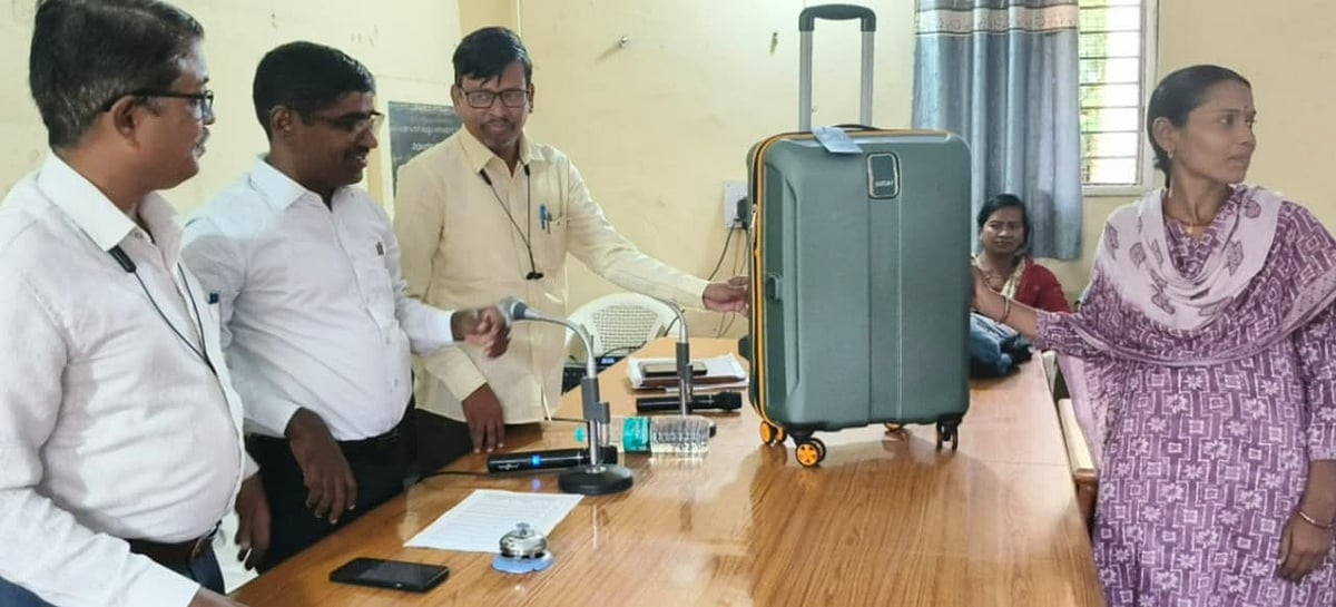 ಆಳಂದ|ಹೆಚ್ಚು ತೆರಿಗೆ ಸಂಗ್ರಹಿಸಿದರೆ ಟ್ರಾಲಿ,ವಾಚ್:ಗ್ರಾ.ಪಂ.ಗಳಲ್ಲಿ ವಿನೂತನ ಕ್ರಮ