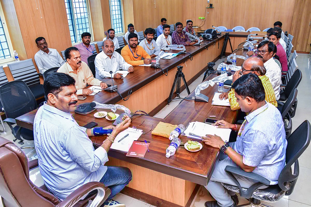 ತುಂಗಭದ್ರಾ ಜಲಾಶಯದ ಕ್ರಸ್ಟ್‌ಗೇಟ್: ಡಿ. 20ರಿಂದ ಗೇಟ್‌ ಅಳವಡಿಸಲು ತಂಗಡಗಿ ಸೂಚನೆ