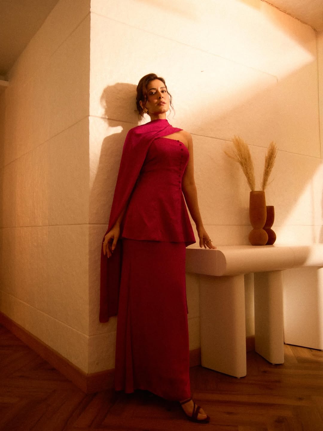 ನಟಿಯ ಚಿತ್ರಗಳಿಗೆ ಅಭಿಮಾನಿಗಳು ಮೆಚ್ಚುಗೆ ವ್ಯಕ್ತಪಡಿಸುತ್ತಿದ್ದಾರೆ.