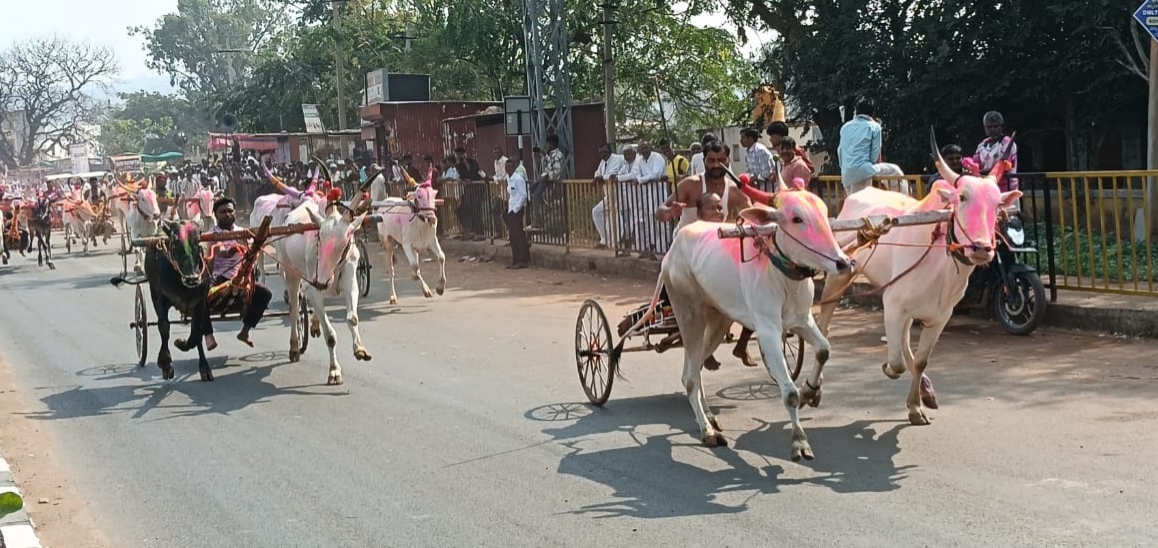 ಶಿರೂರಿನಲ್ಲಿ ಭಾನುವಾರ ಪುಟ್ಟಿ ಬಂಡಿ ಓಟದ ಸ್ಪರ್ಧೆ ನಡೆಯಿತು