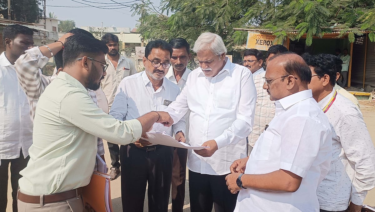 ಶಹಾಪುರ: ತಾಯಿ ಮಗು ಆಸ್ಪತ್ರೆ ನಿರ್ಮಾಣ