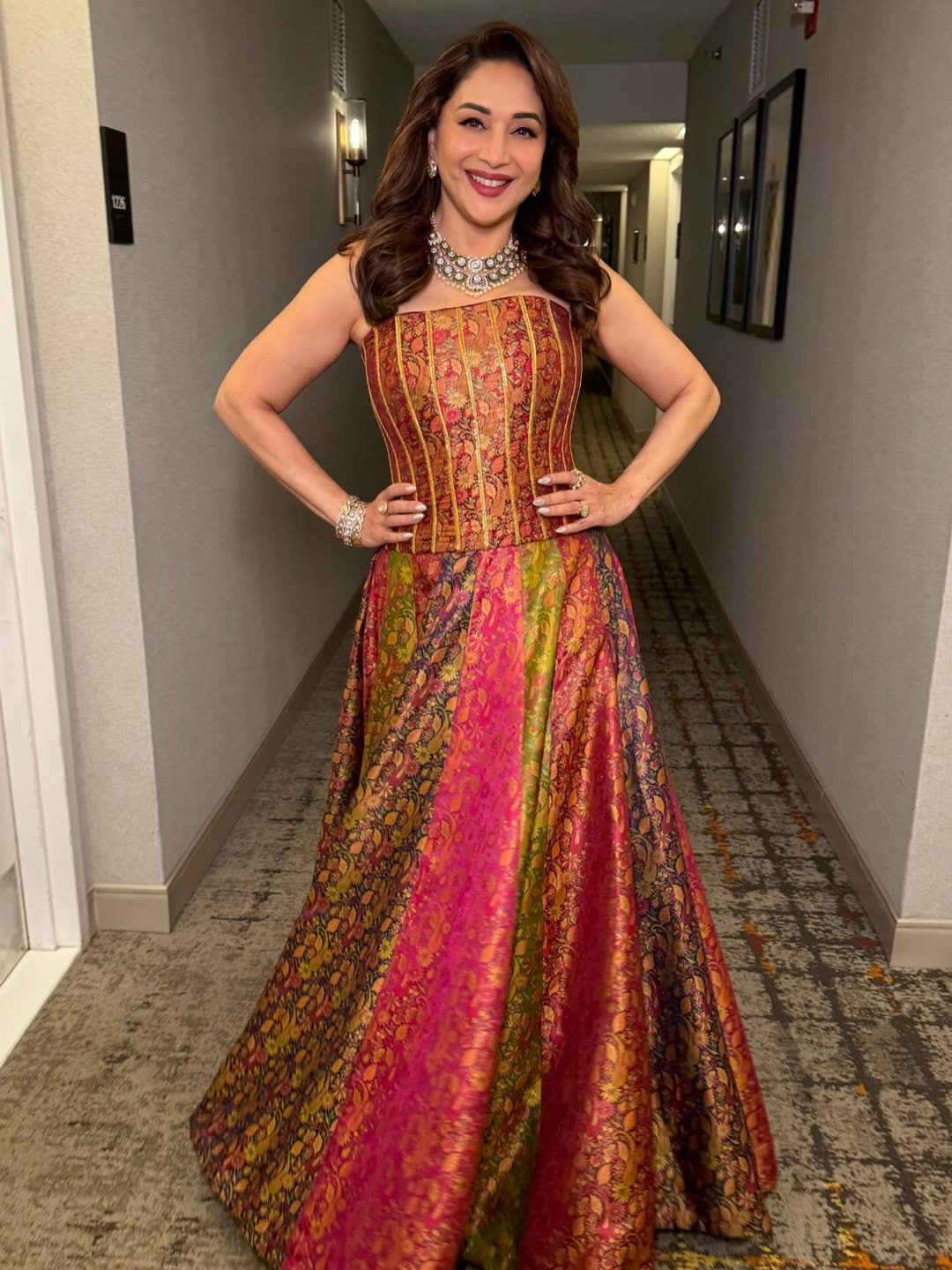 ಅನೇಕ ಹಿಂದಿ ಸಿನಿಮಾಗಳಲ್ಲಿ ನಟಿಸಿರುವ ಮಾಧುರಿ ದೀಕ್ಷಿತ್