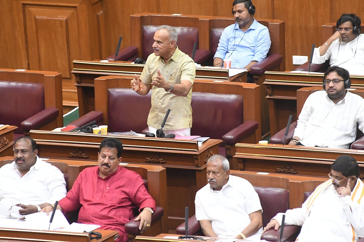 ರೈತರು, ಉತ್ತರ ಕರ್ನಾಟಕದ ಸಮಸ್ಯೆ ಪ್ರಸ್ತಾಪ: ಆಡಳಿತ–ವಿಪಕ್ಷಗಳ ಜಟಾಪಟಿ