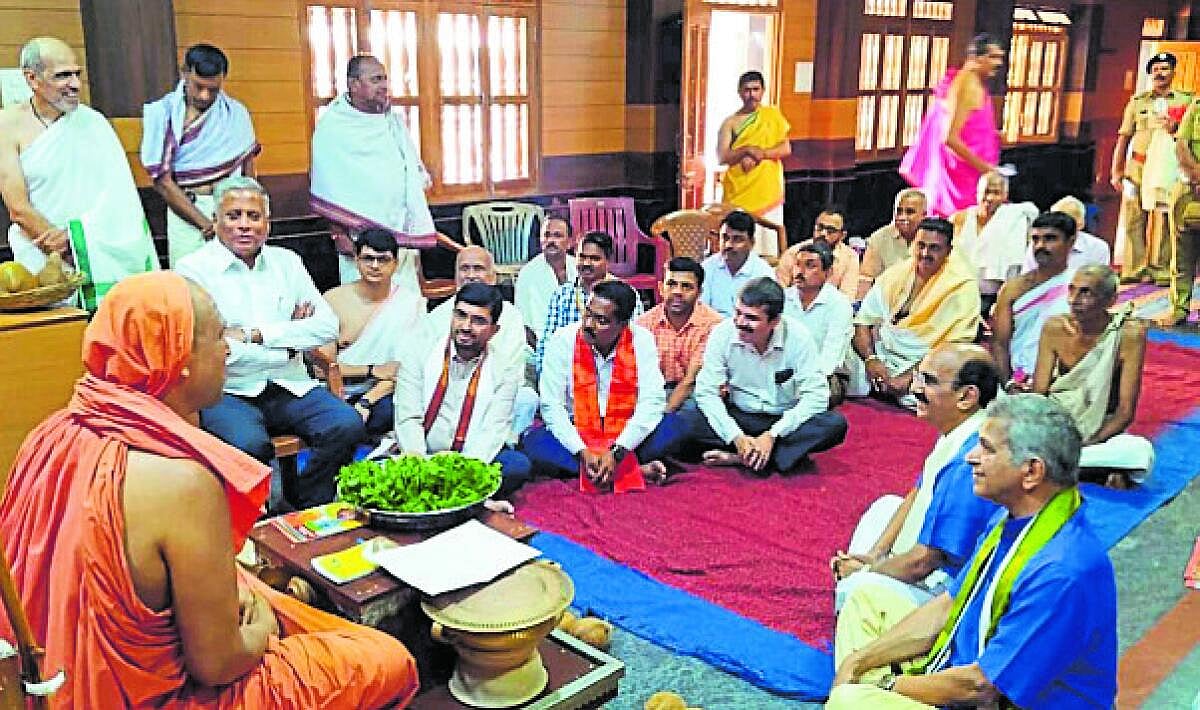 ನದಿ ತಿರುವು ಯೋಜನೆ ಕೈಬಿಡಲು ಕೇಂದ್ರ ಸಚಿವ ಸೋಮಣ್ಣಗೆ ಮನವಿ