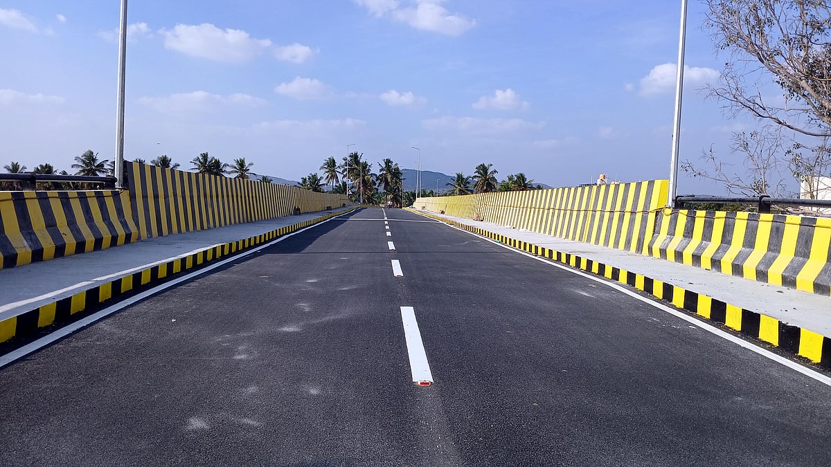 ಚನ್ನಪಟ್ಟಣ: ಉದ್ಘಾಟನೆಗೆ ಸಿದ್ಧವಾದ ಎಲೆಕೇರಿ ರೈಲ್ವೆ ಮೇಲ್ಸೇತುವೆ