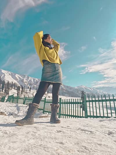 ನಟಿ ಶ್ವೇತಾ ಚಂಗಪ್ಪ ಅವರ ಚಿತ್ರಗಳಿಗೆ ಅಭಿಮಾನಿಗಳು ಸಾಮಾಜಿಕ ಮಾಧ್ಯಮದಲ್ಲಿ ಮೆಚ್ಚುಗೆ ವ್ಯಕ್ತಪಡಿಸಿದ್ದಾರೆ.