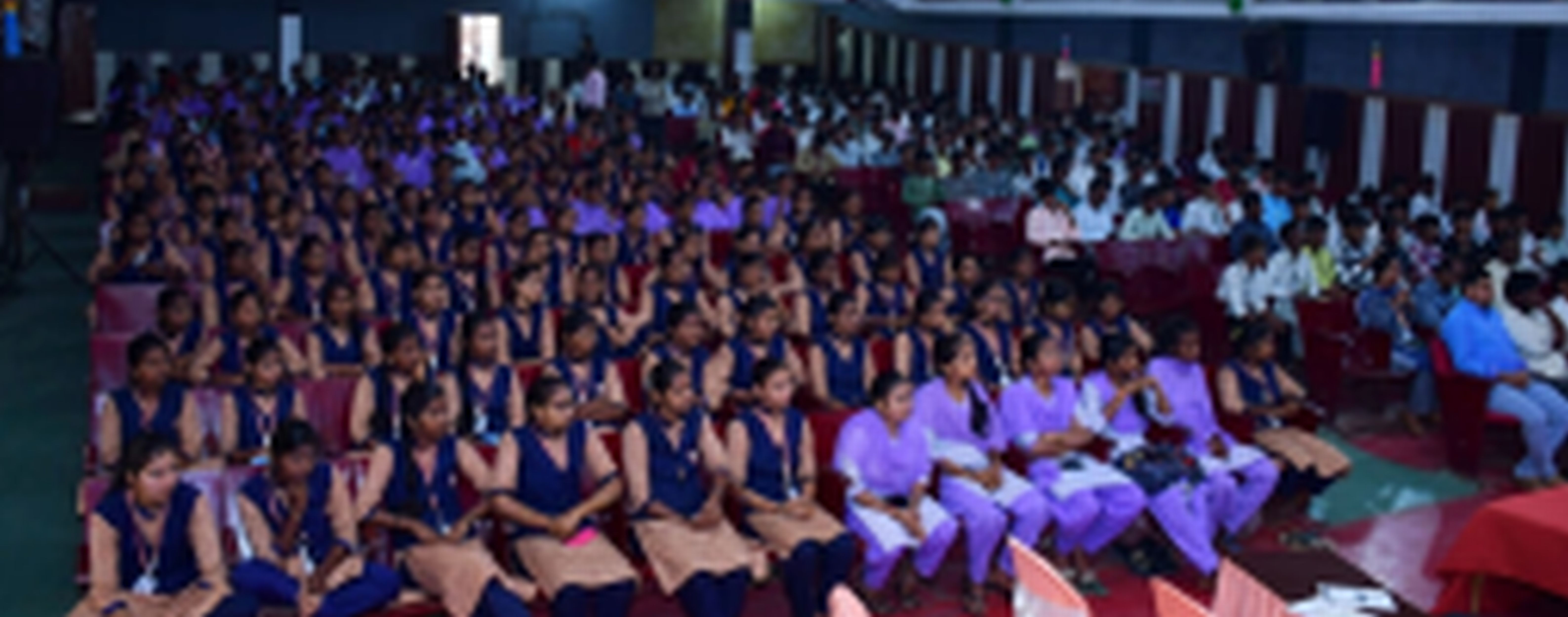 ಕಾರ್ಯಕ್ರಮದಲ್ಲಿ ಪಾಲ್ಗೊಂಡಿದ್ದ ವಿದ್ಯಾರ್ಥಿಗಳು