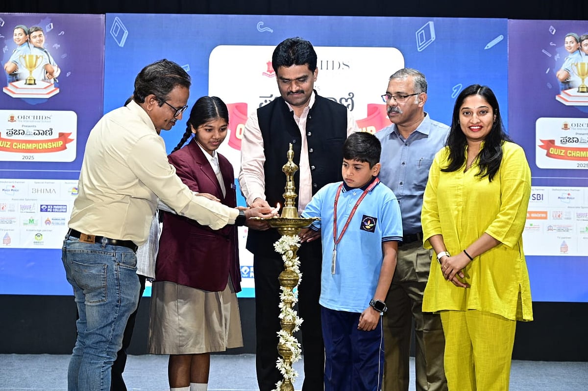 ಹುಬ್ಬಳ್ಳಿ:ಪ್ರಜಾವಾಣಿ ರಸಪ್ರಶ್ನೆ ಚಾಂಪಿಯನ್‌ಶಿಪ್‌ ಸ್ಪರ್ಧೆಗೆ ವಿಧ್ಯುಕ್ತ ಚಾಲನೆ