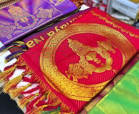 ತಿರುಪತಿಗೆ ರೇಷ್ಮೆ ಬದಲು ಪಾಲಿಸ್ಟರ್ ಶಲ್ಯ ಸರಬರಾಜು: ಬೃಹತ್ ಹಗರಣ ಬಯಲು

