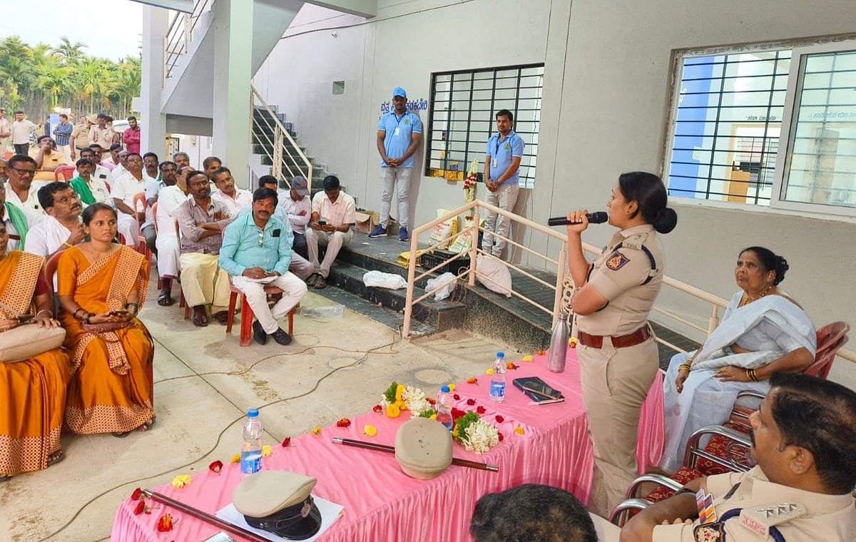 ಗ್ರಾಮಗಳತ್ತ ಅಧಿಕಾರಿ ಪಡೆ.. ಆಡಳಿತ ಚುರುಕಿಗೆ ಸೂಕ್ತ ನಡೆ... 