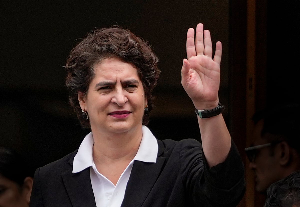 ಕೆಲಸದ ಅರ್ಧ ಸಮಯ ದೇಶದ ಹೊರಗೆ ಕಳೆದಿರುವ ಮೋದಿ: ಪ್ರಿಯಾಂಕಾ ಗಾಂಧಿ