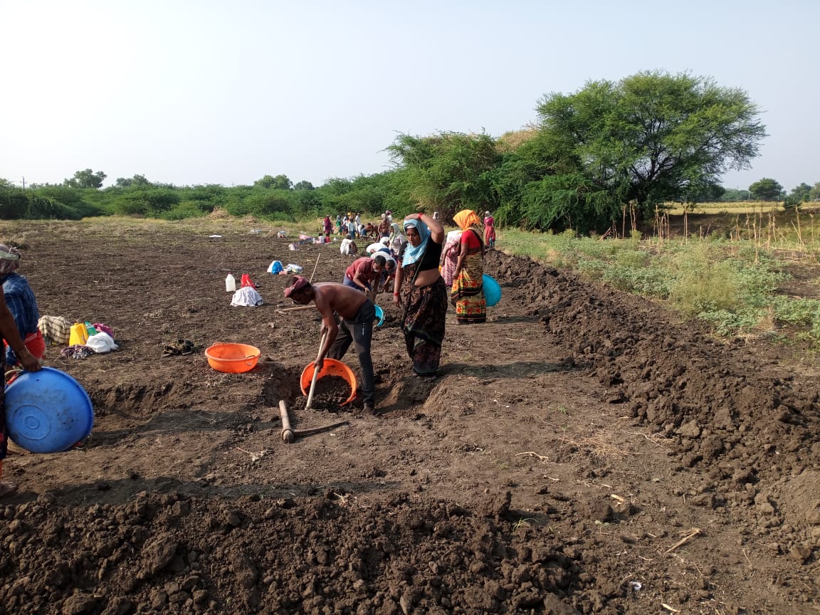ನರಗುಂದ ತಾಲ್ಲೂಕಿನ ನರೇಗಾ ಕಾಮಗಾರಿ ದೃಶ್ಯ