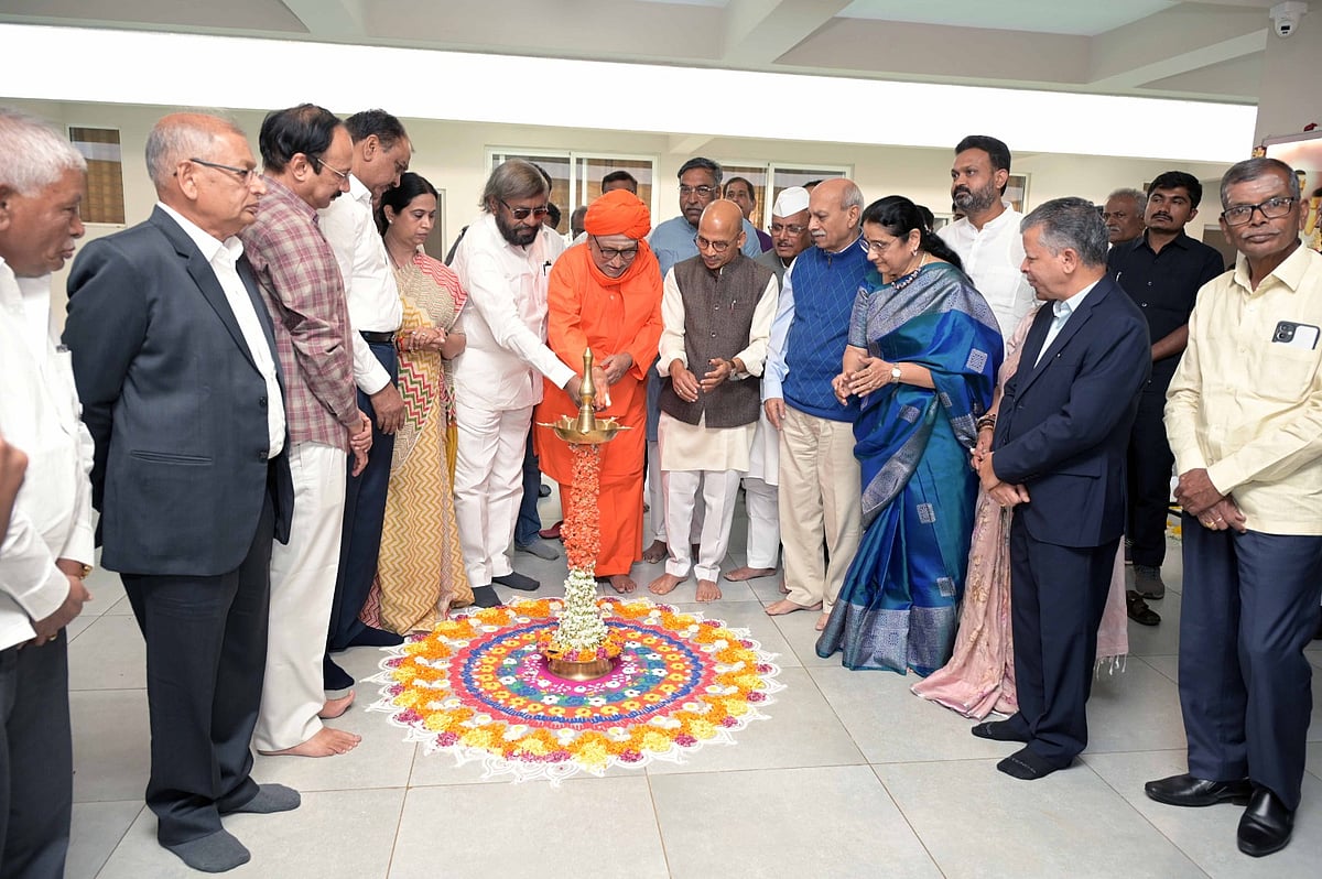 ಎಲ್ಲರೂ ಒಂದಾಗಿ ವೀರಶೈವ ಲಿಂಗಾಯತ ಸಮುದಾಯ ಮುನ್ನಡೆಸಬೇಕಿದೆ: ಈಶ್ವರ ಖಂಡ್ರೆ