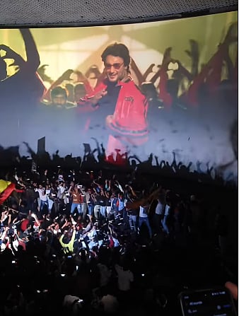 Devil: 'ಇದ್ರೆ ನೆಮ್ದಿಯಾಗಿರ್ಬೇಕ್' ಹಾಡನ್ನು ಸಂಭ್ರಮಿಸಿದ ದರ್ಶನ್ ಅಭಿಮಾನಿಗಳು