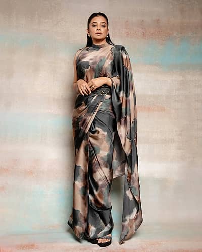 ಸದ್ಯ, ನಟಿ ಪ್ರಿಯಾಮಣಿ ಅವರು ‘ದಿ ಫ್ಯಾಮಿಲಿ ಮ್ಯಾನ್' ವೆಬ್ ಸರಣಿಯಲ್ಲಿ ನಿರತರಾಗಿದ್ದಾರೆ.