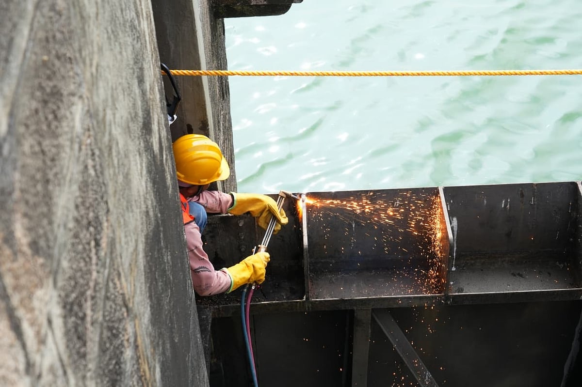 ತುಂಗಭದ್ರಾ ಅಣೆಕಟ್ಟೆಯ 24ನೇ ಗೇಟ್ ತೆರವು ಆರಂಭ