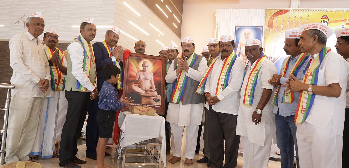 ಅಳಿವಿನ ಅಂಚಿನಲ್ಲಿ ಜೈನ್‌ ಧರ್ಮ: ವಿಷಾದ