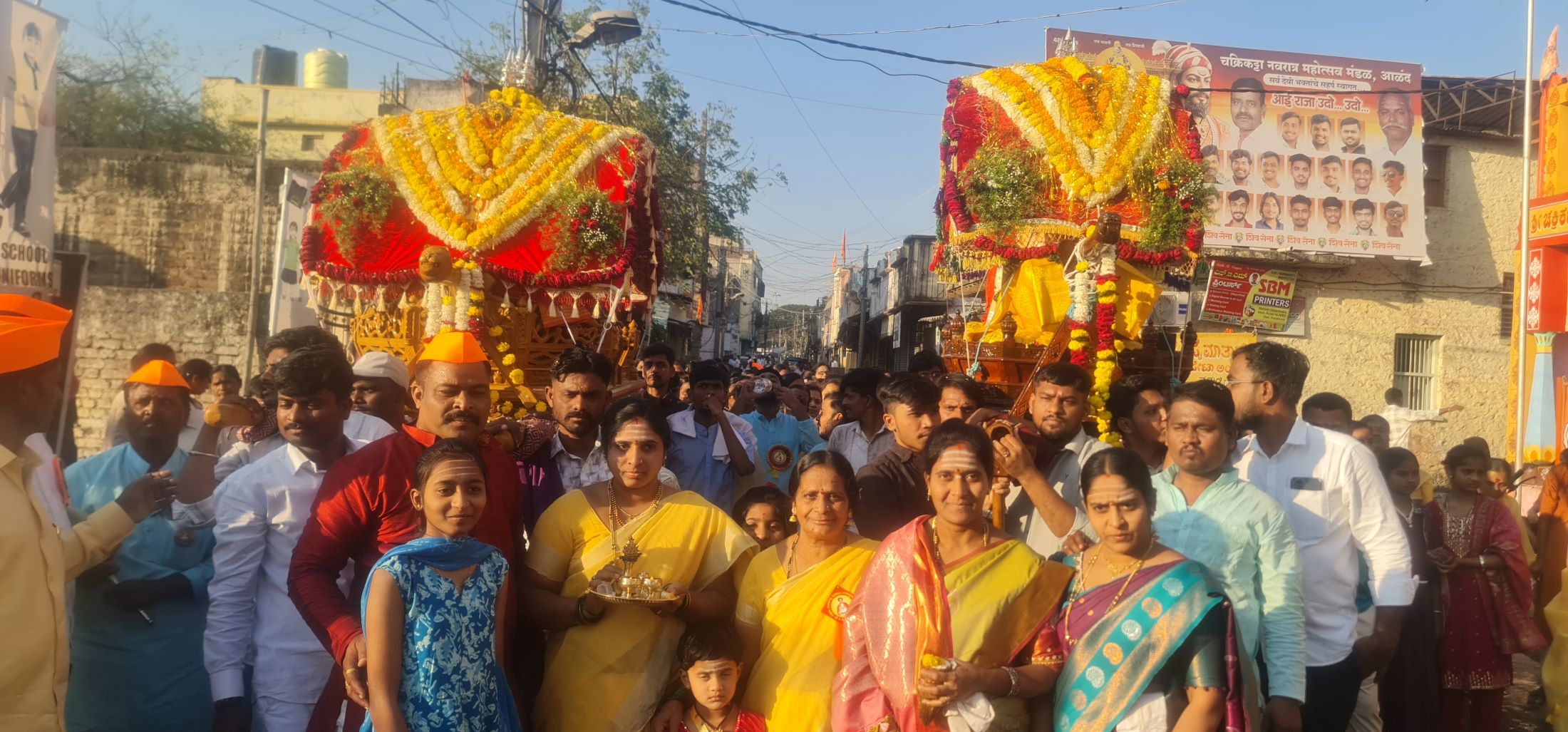 ಆಳಂದದಲ್ಲಿ ಸದ್ಗುರು ರೇವಣಸಿದ್ಧ ಶಿವಶರಣರ ಶಿಲಾ ಮೂರ್ತಿಯ ಮೆರವಣಿಗೆಯು ಅದ್ದೂರಿಯಾಗಿ ಜರುಗಿತು