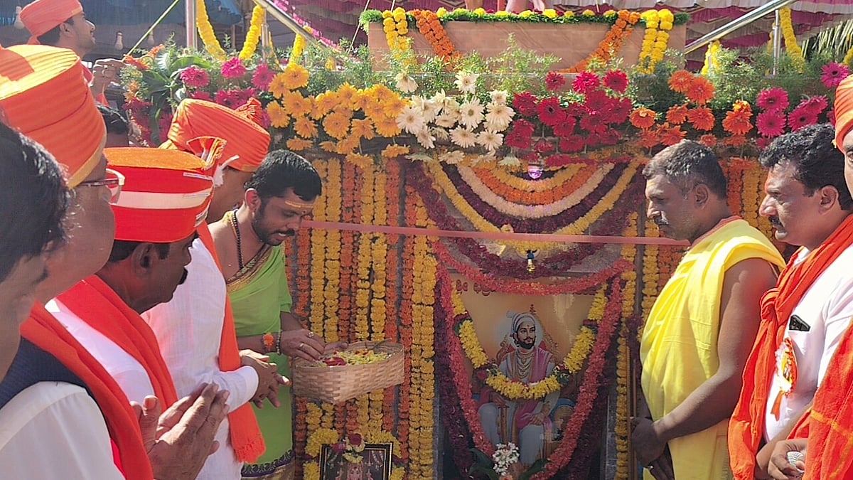 ಗೌರಿಬಿದನೂರು | ಛತ್ರಪತಿ ಶಿವಾಜಿ ಪ್ರತಿಮೆ ಅನಾವರಣ