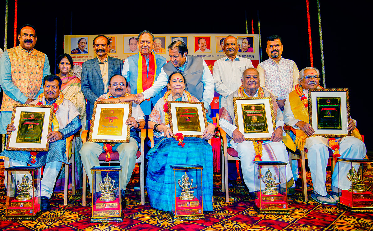 ಸಮಾಜದಲ್ಲಿ ಶ್ರೀಮಂತಿಕೆ, ಅಧಿಕಾರವನ್ನು ಪೂಜಿಸಲಾಗುತ್ತಿದೆ: ಸಂತೋಷ್ ಹೆಗ್ಡೆ