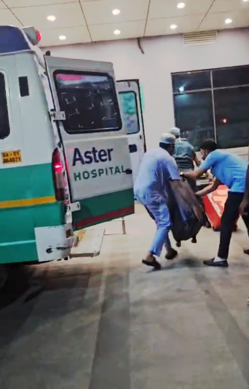 ಅಂಬುಲೆನ್ಸ್ ಮೂಲಕ ಹೃದಯ ರವಾನೆ ಮಾಡಲಾಯಿತು