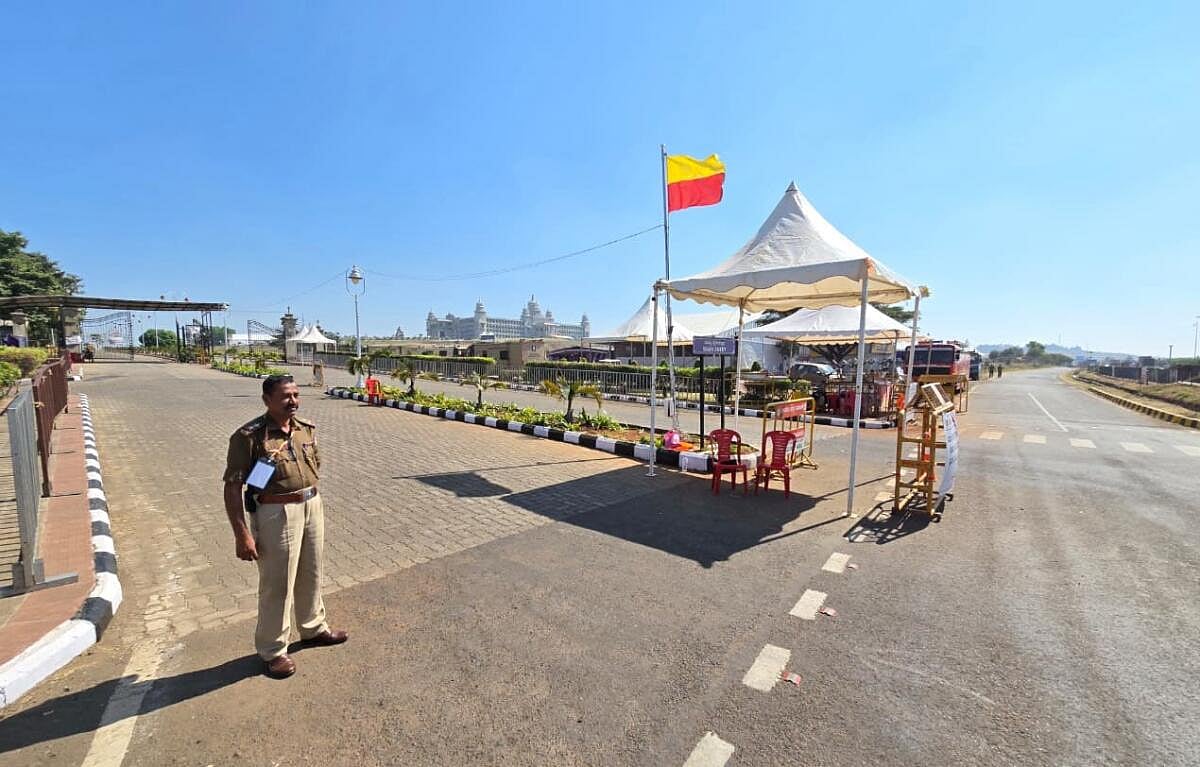 ಅಧಿವೇಶನಕ್ಕೆ ಎರಡು ದಿನಗಳ ರಜೆ: ಬೆಳಗಾವಿ ಸುವರ್ಣಸೌಧದಲ್ಲಿ ನೀರವ ಮೌನ