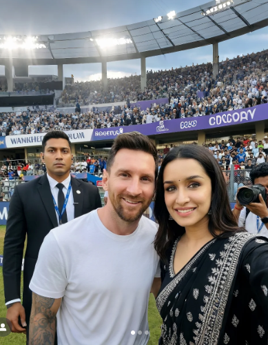 ಲಯೊನೆಲ್ ಮೆಸ್ಸಿ ಅವರನ್ನು ಕ್ರಿಂಡಾಗಣದಲ್ಲಿ ಭೇಟಿ ಮಾಡಿದ  'ಆಶಿಕಿ–2' ಚಿತ್ರದ ನಟಿ ಶ್ರದ್ಧಾ ಕಪೂರ್ 