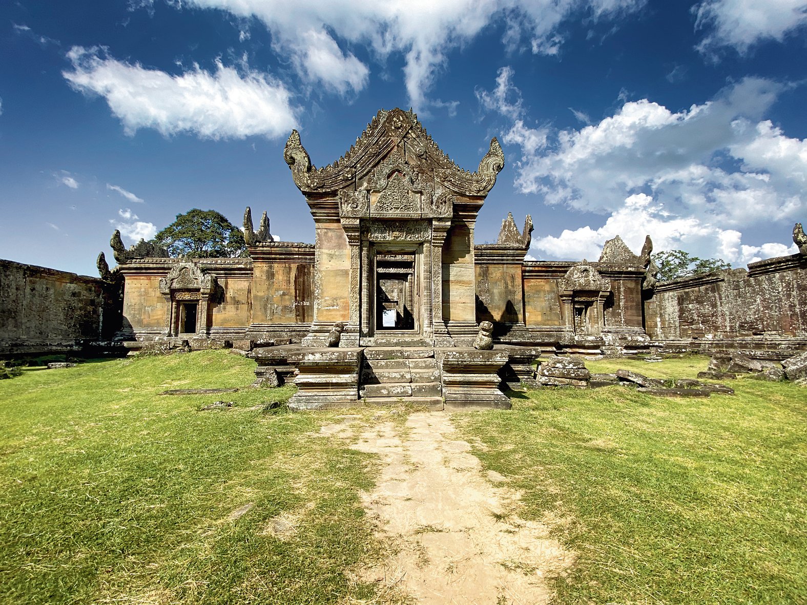 ಪ್ರಹ್‌ ವಿಹಿಯರ್‌ ದೇವಾಲಯ ಸಂಕೀರ್ಣದ ನೋಟ 